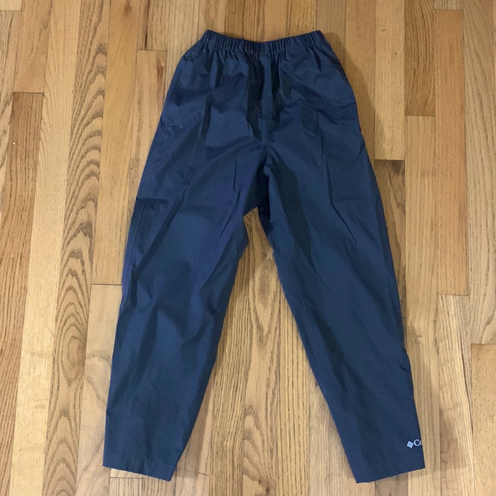 Like new Boys Columbia Rain Pants. Size S (8)